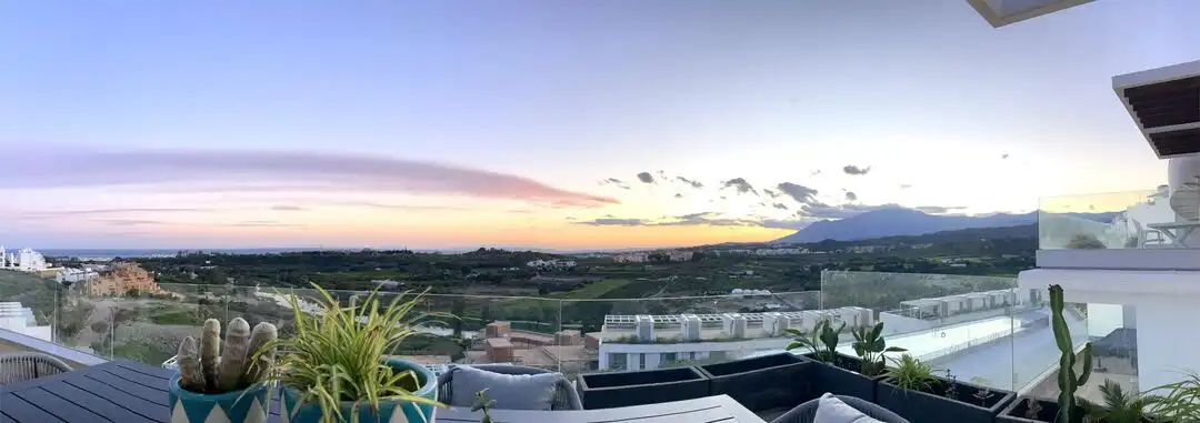 Terrace of Attic for rent in Estepona  with Air Conditioner, Heating and Private garden