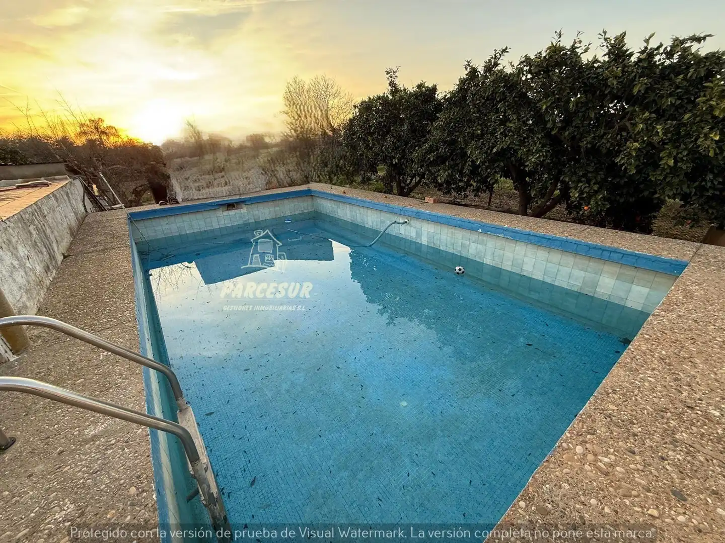 Piscina de Casa o xalet en venda en Córdoba amb Aire condicionat, Calefacció i Jardí privat