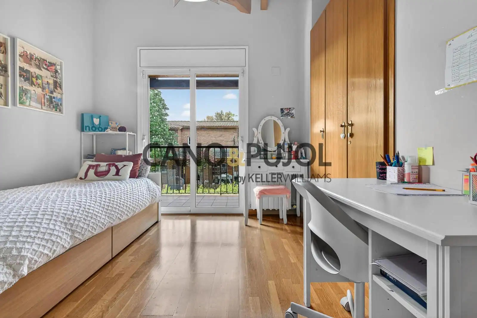 Dormitori de Casa o xalet en venda en Sant Cugat del Vallès amb Aire condicionat, Calefacció i Terrassa