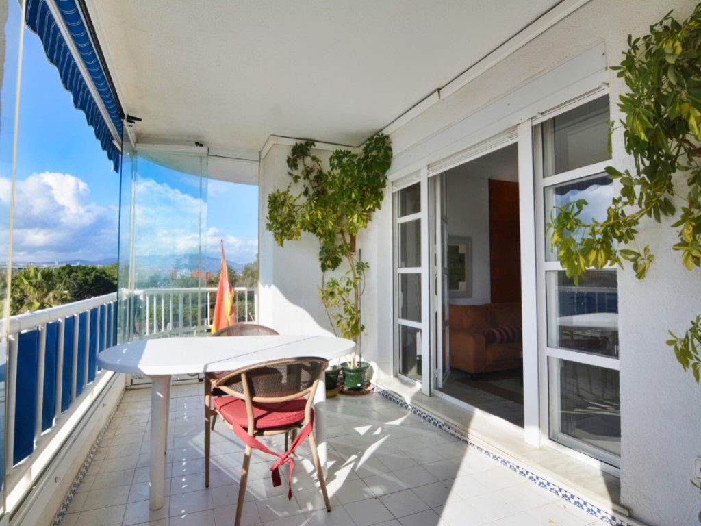 Terrassa de Pis en venda en Fuengirola amb Aire condicionat, Jardí privat i Terrassa