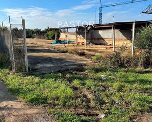 Residencial de lloguer a trencadors de pedra, Muro