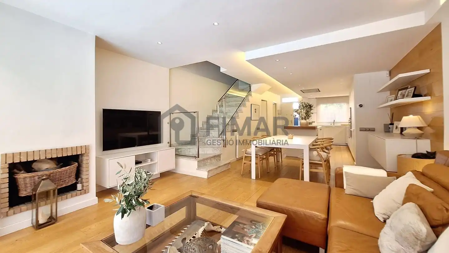 Sala de estar de Casa o chalet en venta en Vilassar de Mar con Aire acondicionado, Calefacción y Jardín privado