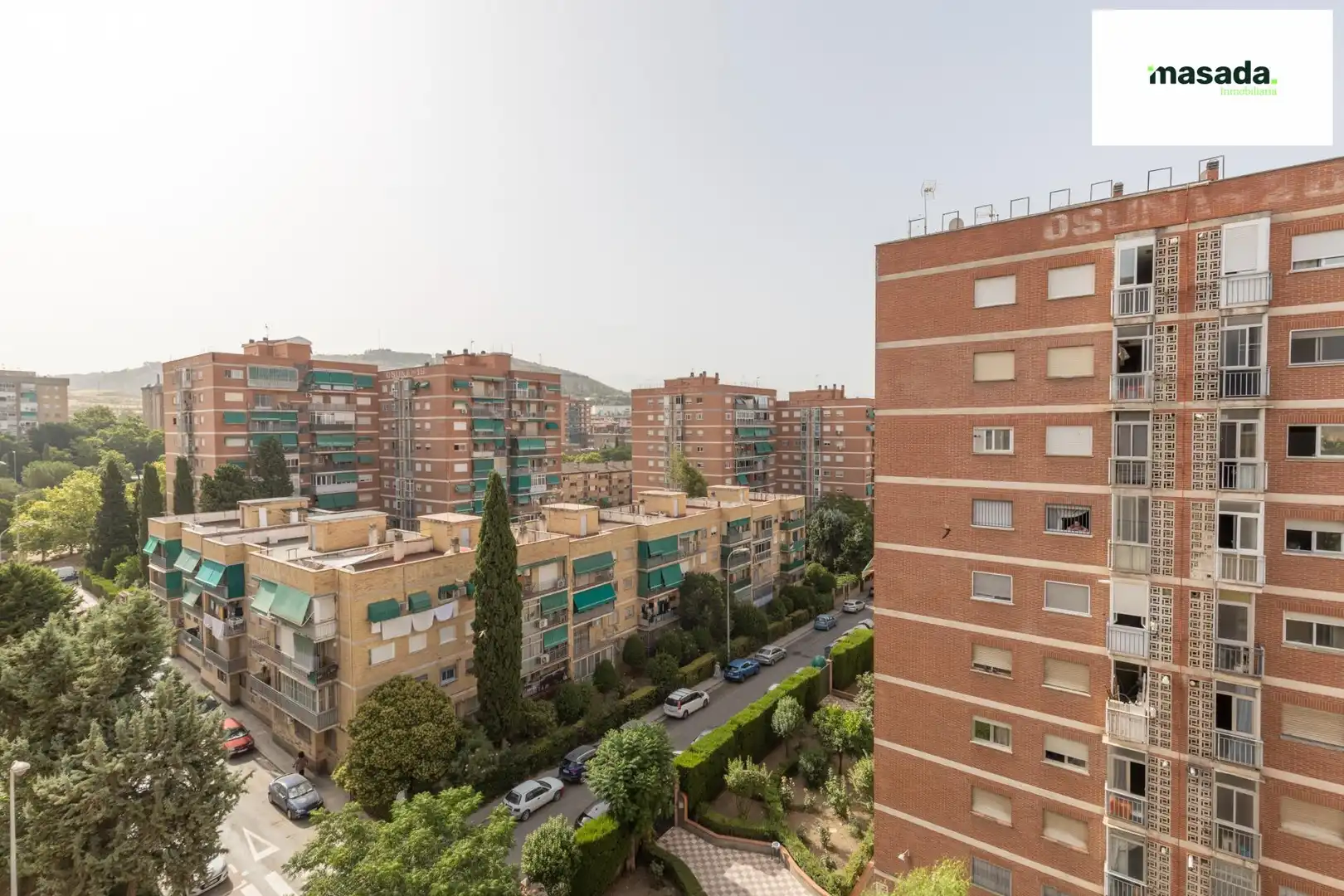 Vista exterior de Pis en venda en Granada amb Aire condicionat, Calefacció i Moblat