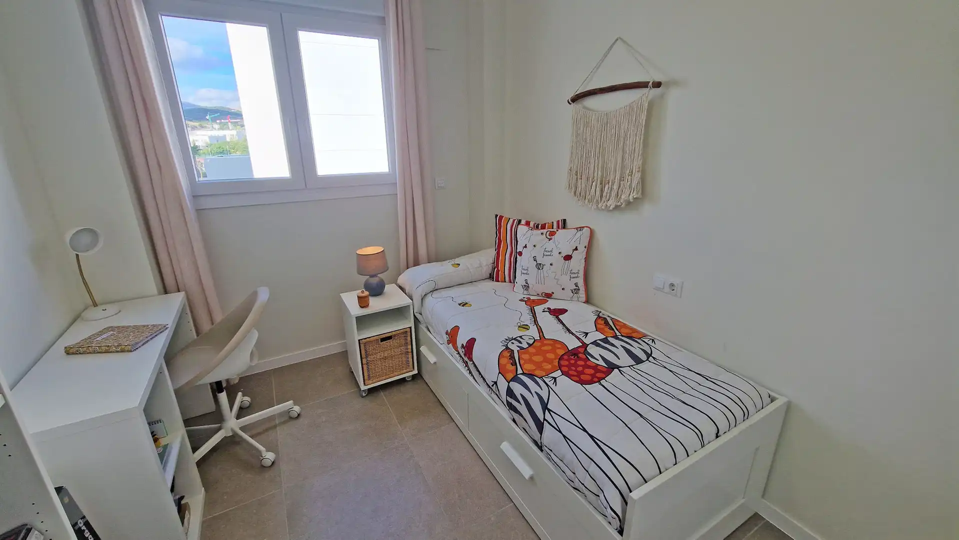 Bedroom of Apartments for sale in Estepona  with Air Conditioner, Terrace and Storage room