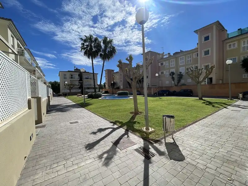 Vista exterior de Planta baja en venta en Llucmajor con Aire acondicionado, Jardín privado y Terraza