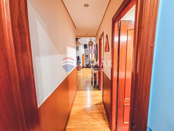 Dúplex en venda en Vigo  amb Calefacció, Parquet i Traster