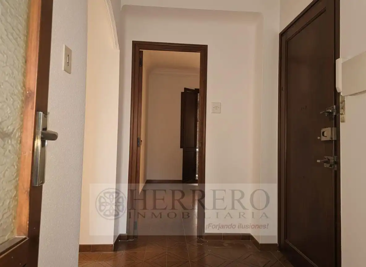 Piso con terraza en venta en Avenida REPUBLICA ARGENTINA DE LA, imagen 19