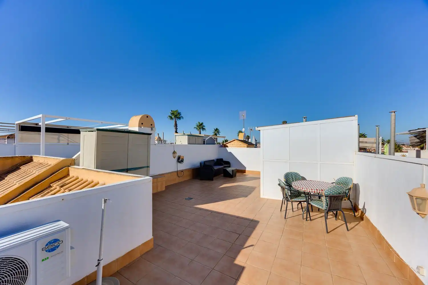Terrassa de Casa o xalet en venda en Zona Carrefour - Urbanizaciones