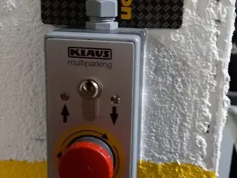 Parking of Garage for rent in Madrid  with Alarm