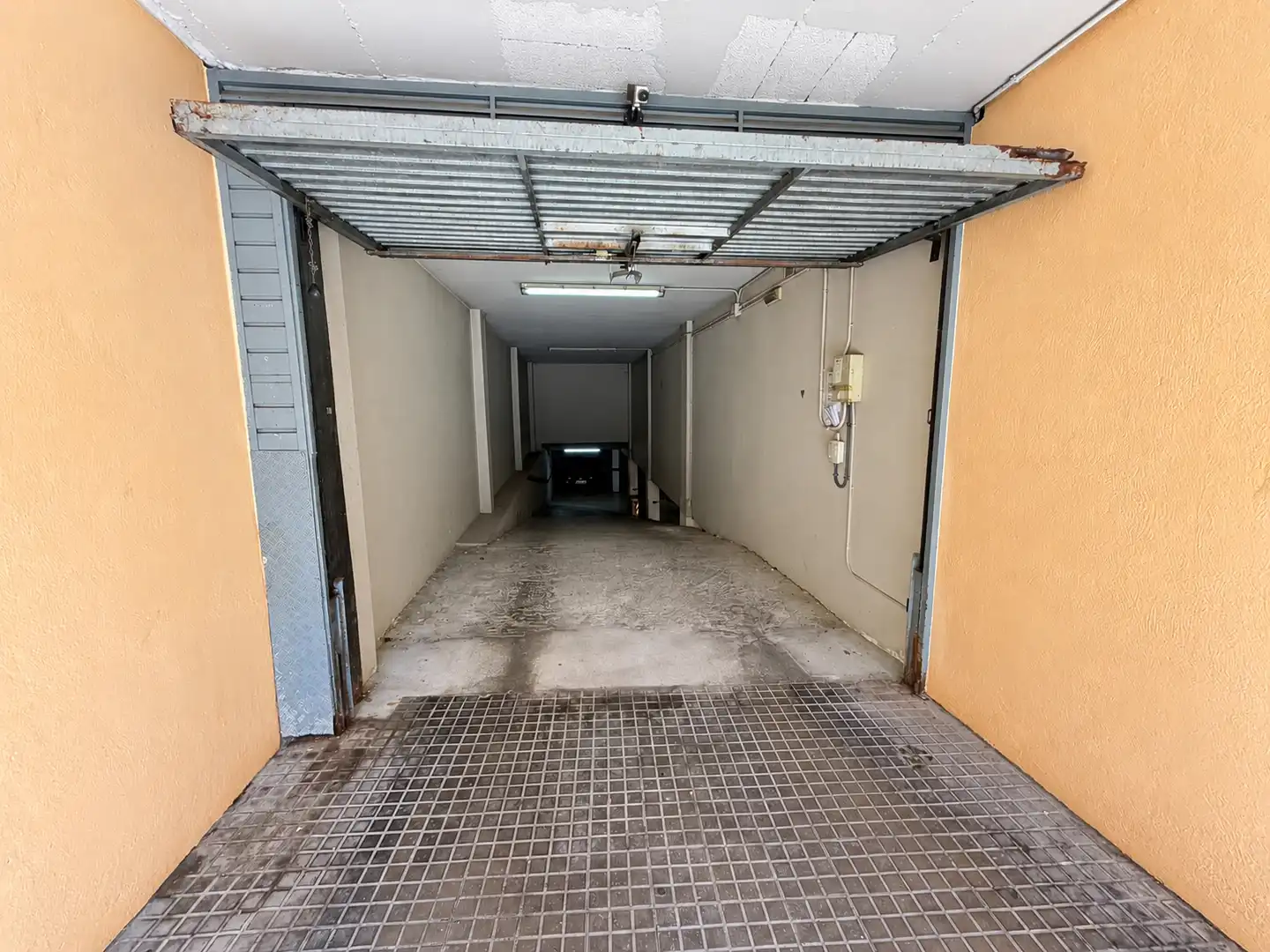 Einzelparkplatz zum Verkauf in Progrés, imagen 7