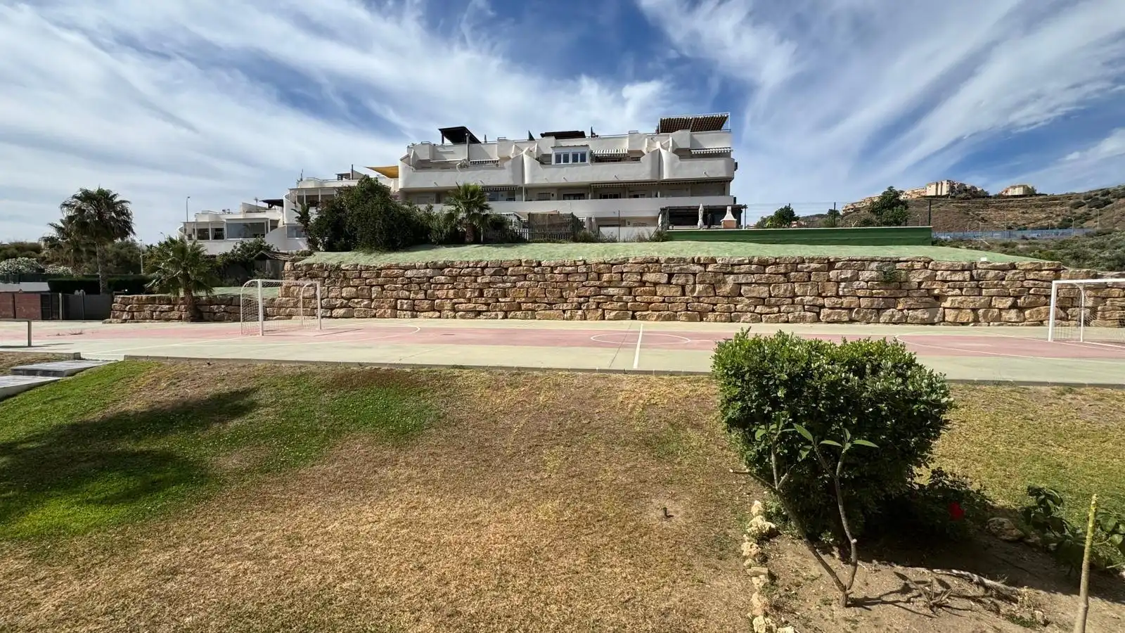 Exterior view of Flat for sale in Rincón de la Victoria  with Air Conditioner, Terrace and Community pool
