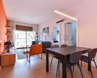 Sala d'estar de Apartament en venda en  Barcelona Capital amb Aire condicionat i Balcó