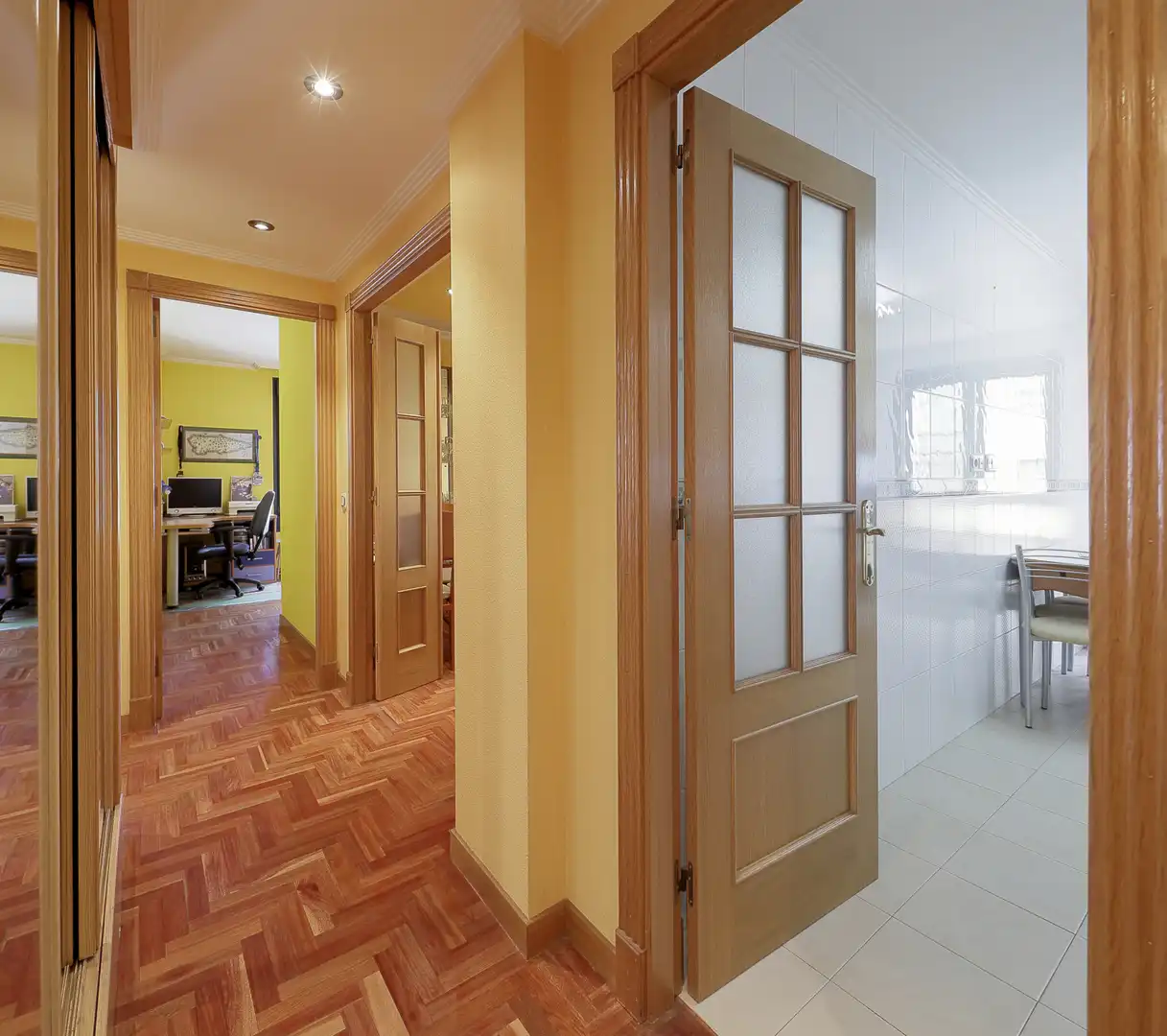Piso en venta en Gijón  con Calefacción, Parquet y Trastero