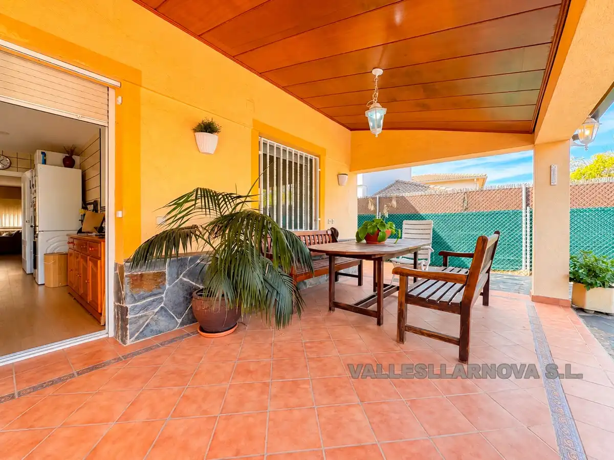 Detached house with garden for sale in Sant Fost de Campsentelles, imagen 17