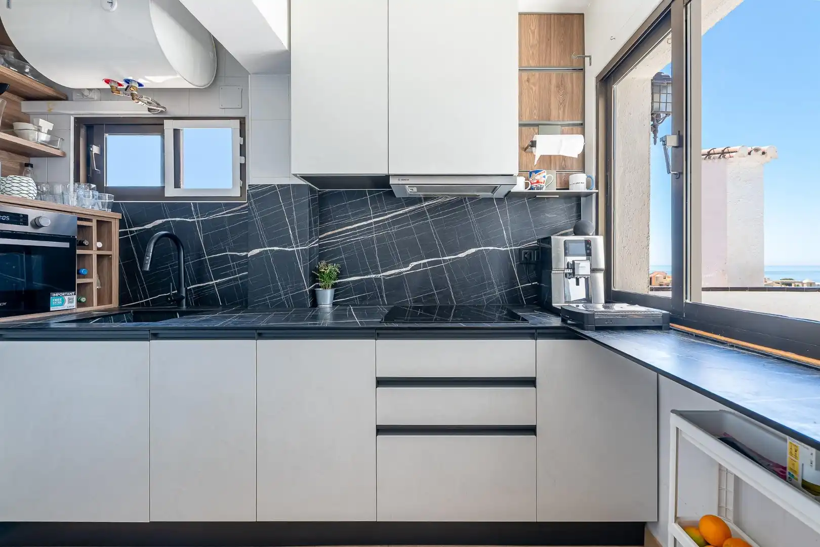 Kitchen of Apartments for sale in Fuengirola  with Air Conditioner, Private garden and Terrace