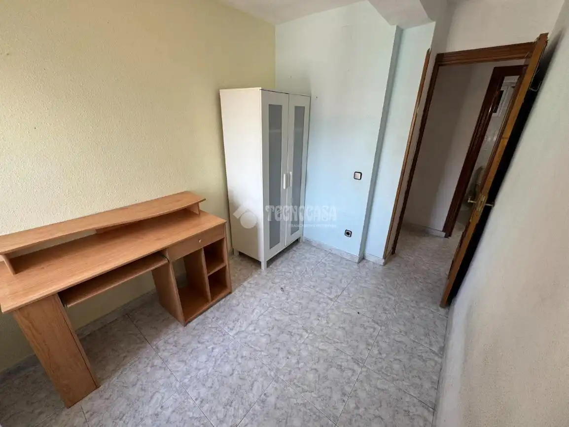 Habitación de Piso en venta en Madrid con Calefacción y Terraza