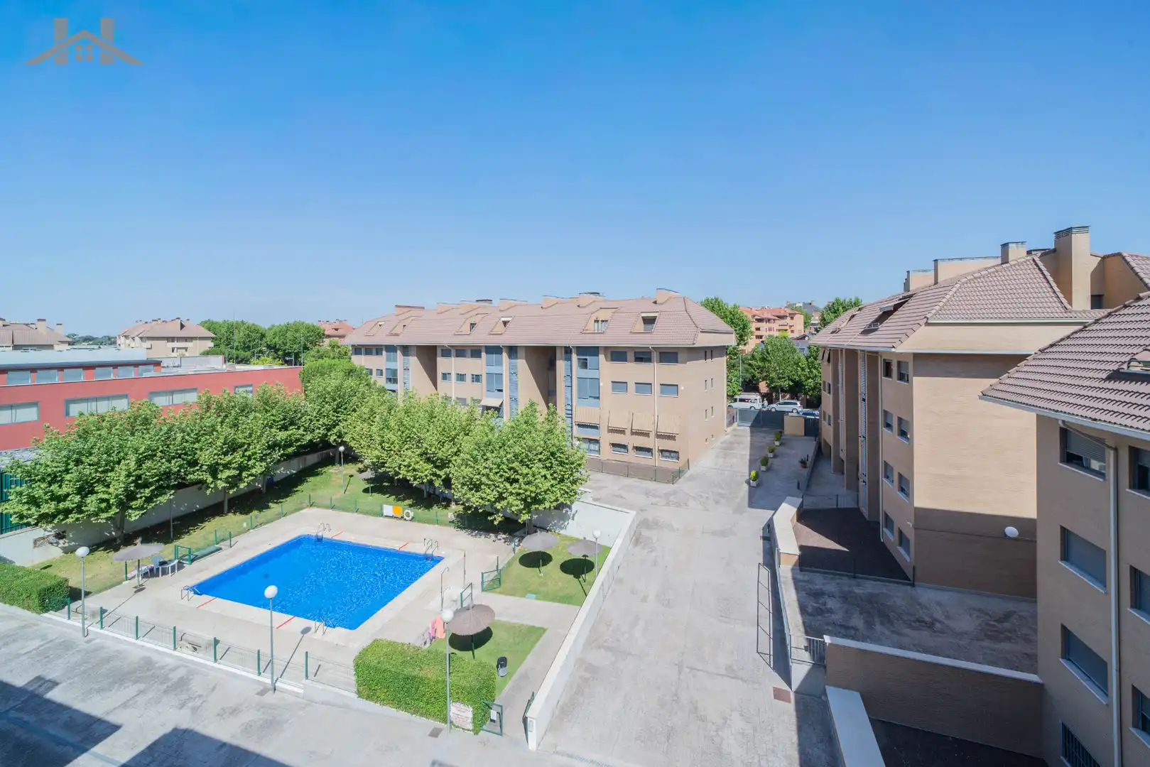 Exterior view of Attic for sale in Boadilla del Monte  with Air Conditioner, Heating and Private garden
