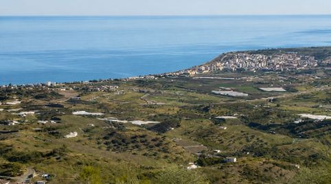 EN VENTA: terreno de 63 ha con vistas al mar cerca de Vélez-Málaga (6 €/m²), venta directa del propietario