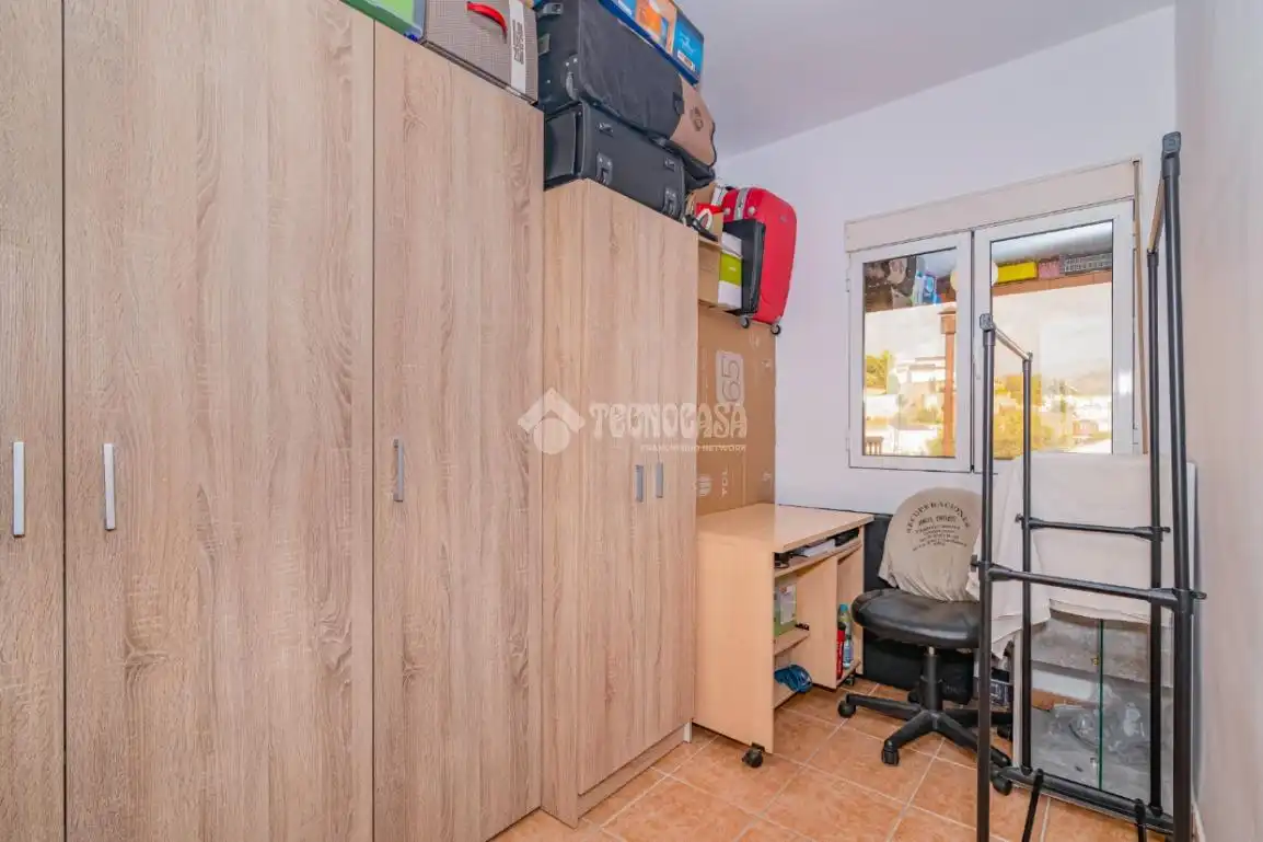 Bedroom of Flat for sale in Granada  with Air Conditioner