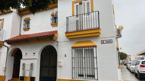 Foto 3 de Casa adosada en venda a Calle Gabarra, 2, Morón de la Frontera, Sevilla