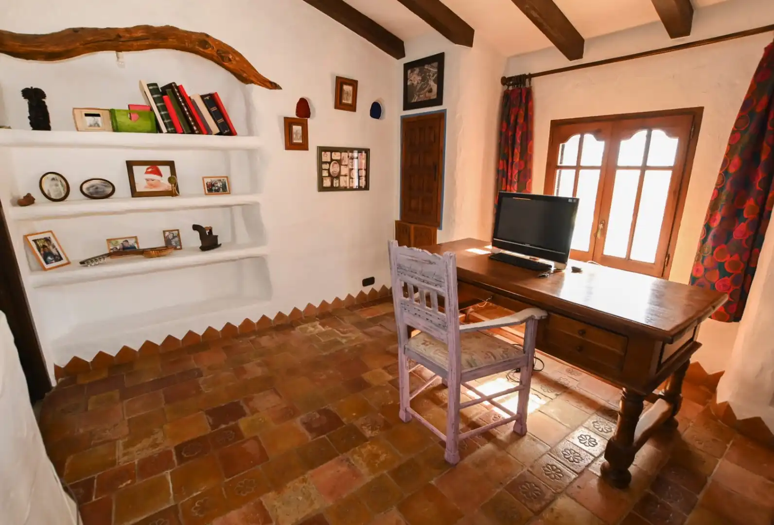 Country homes for sale in Canuta
