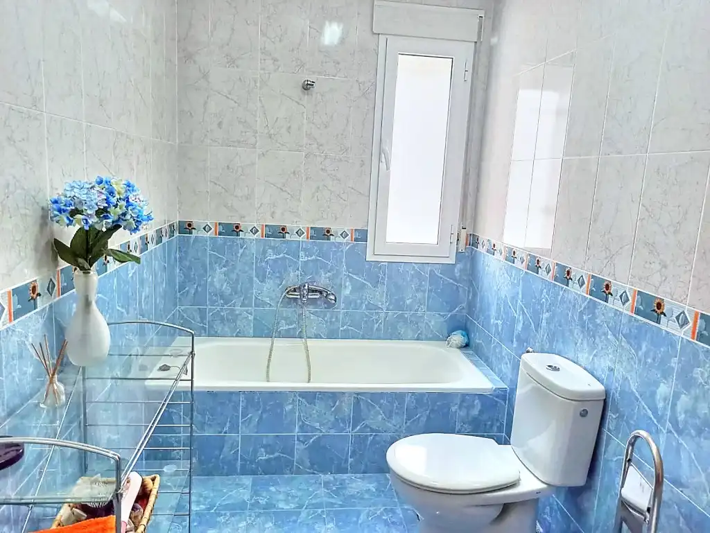 Baño de Finca rústica en venta en Freila con Terraza