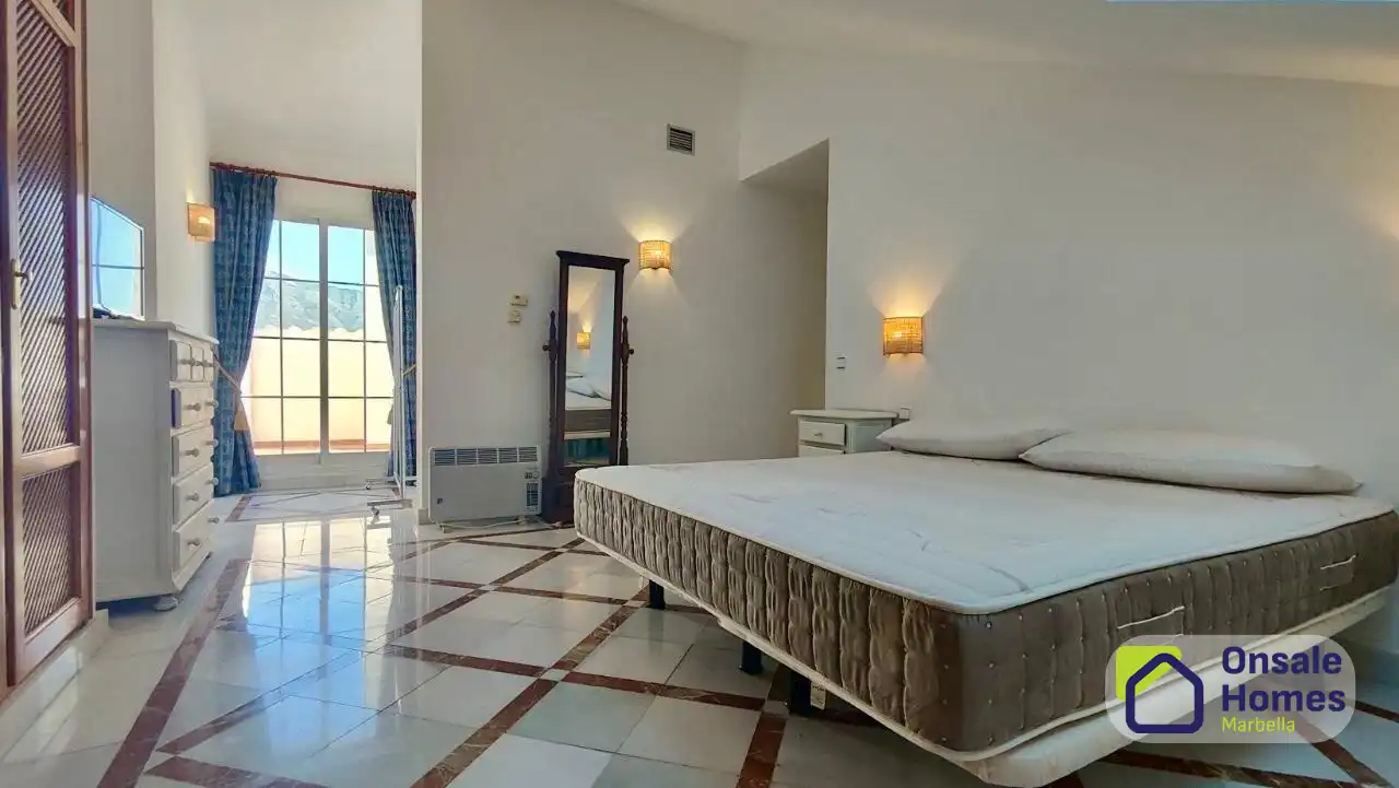 Duplex with terrace to rent in Calle el Califa, imagen 14