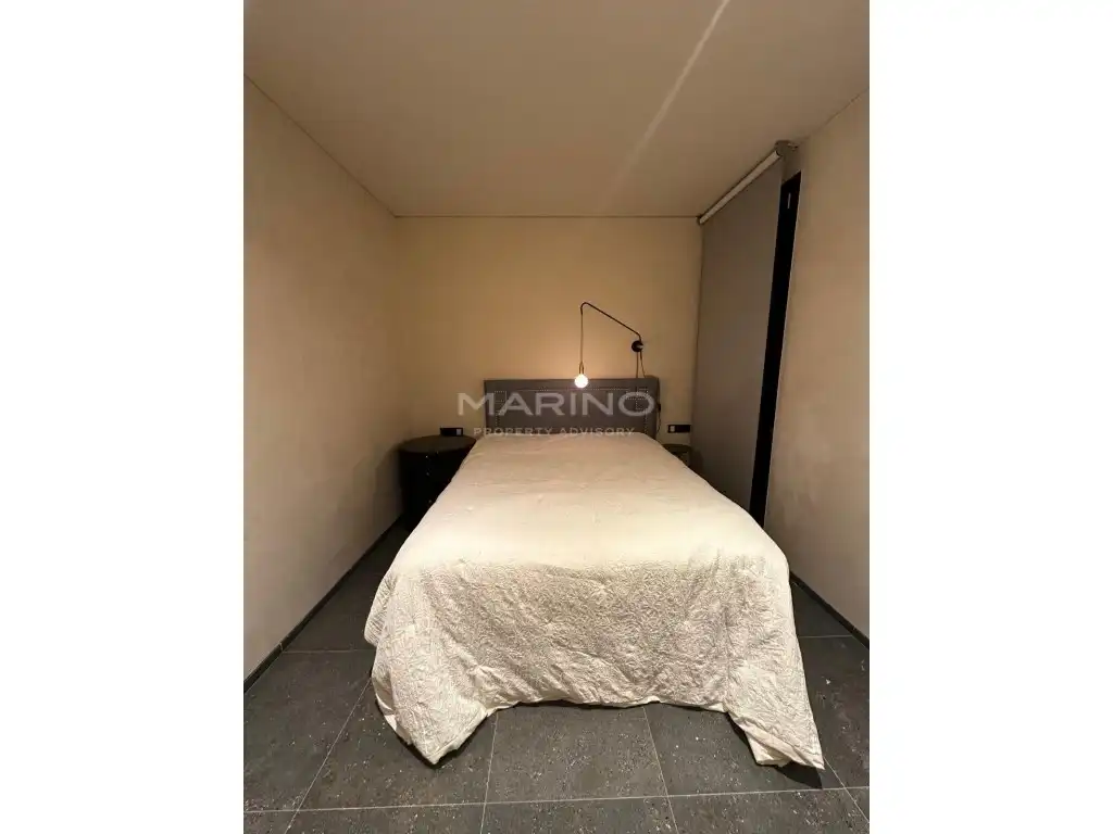 Schlafzimmer von Wohnung zum Verkauf in Barcelona mit Klimaanlage und Balkon