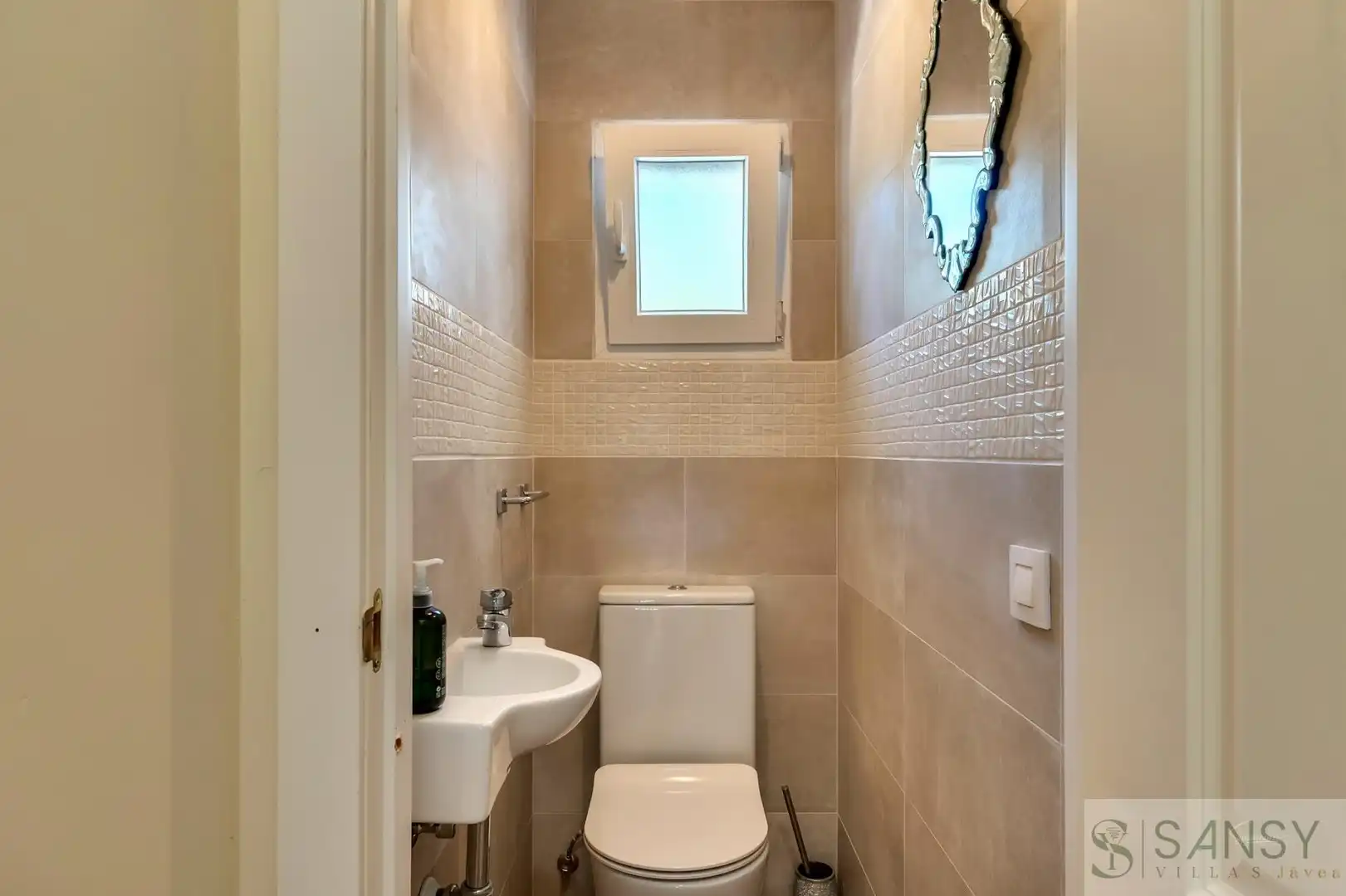 Bathroom of Houses for sale in Jávea / Xàbia  with Air Conditioner, Heating and Storage room