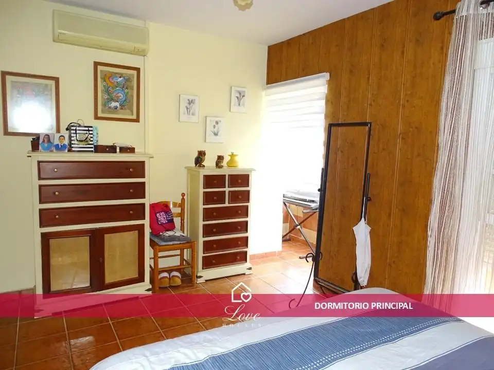 Habitación de Piso en venta en Chiclana de la Frontera con Aire acondicionado y Balcón