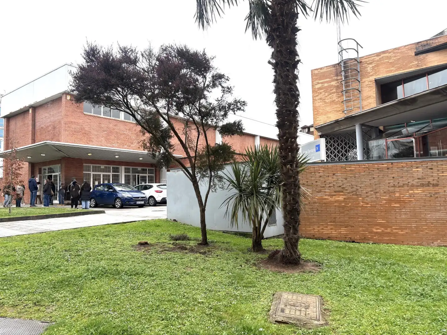 Local de lloguer a Calle de Palmira Villa González, 9, Milán - Pumarín