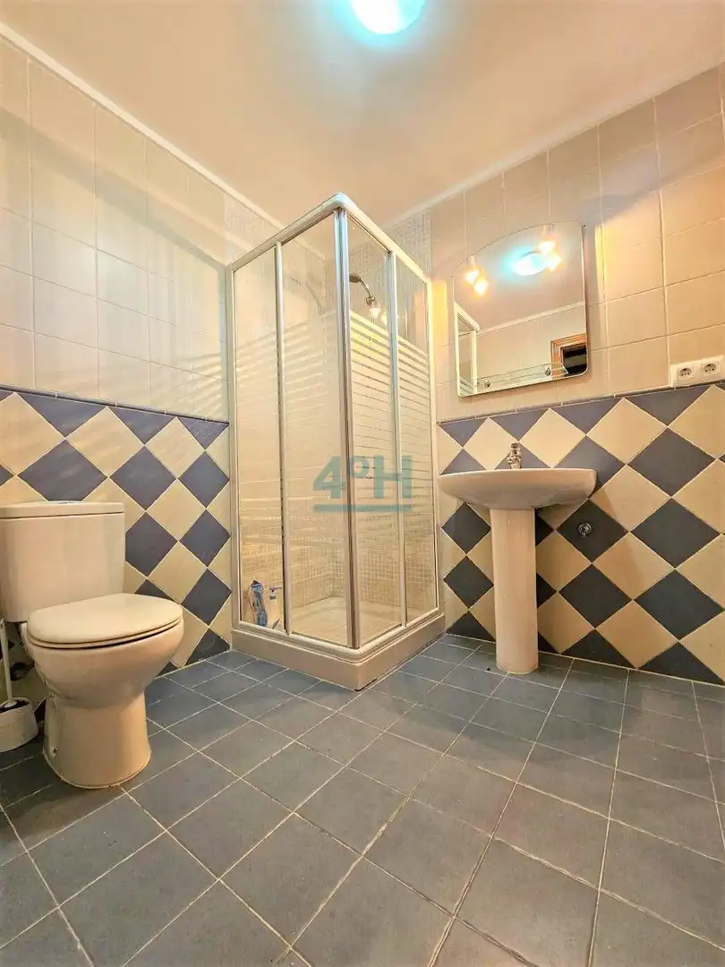 Baño de Casa o chalet en venta en O Pereiro de Aguiar  con Calefacción, Jardín privado y Terraza