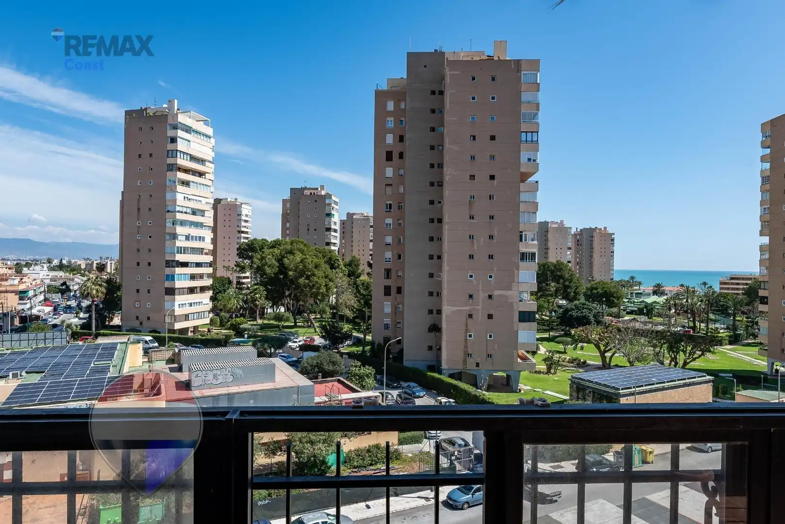 Vista exterior de Piso en venta en Torremolinos con Aire acondicionado, Terraza y Piscina comunitaria
