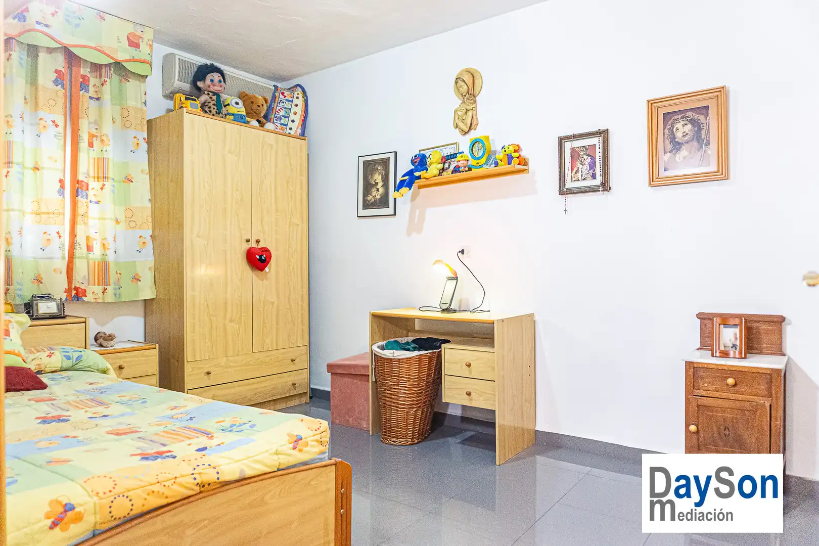 Dormitori de Casa o xalet en venda en Alcalá la Real amb Aire condicionat i Balcó