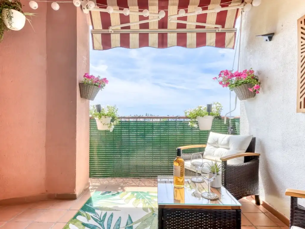 Balcony of Flat for sale in Figueres  with Air Conditioner