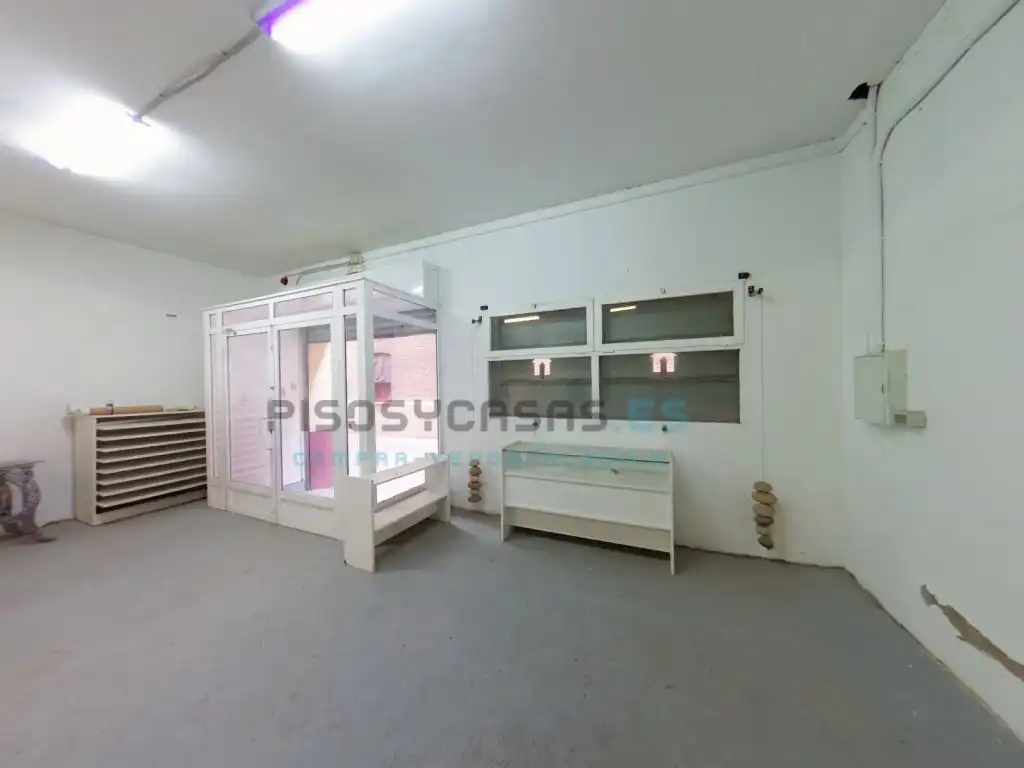 Geschaftsraum zum Verkauf in Zaragoza