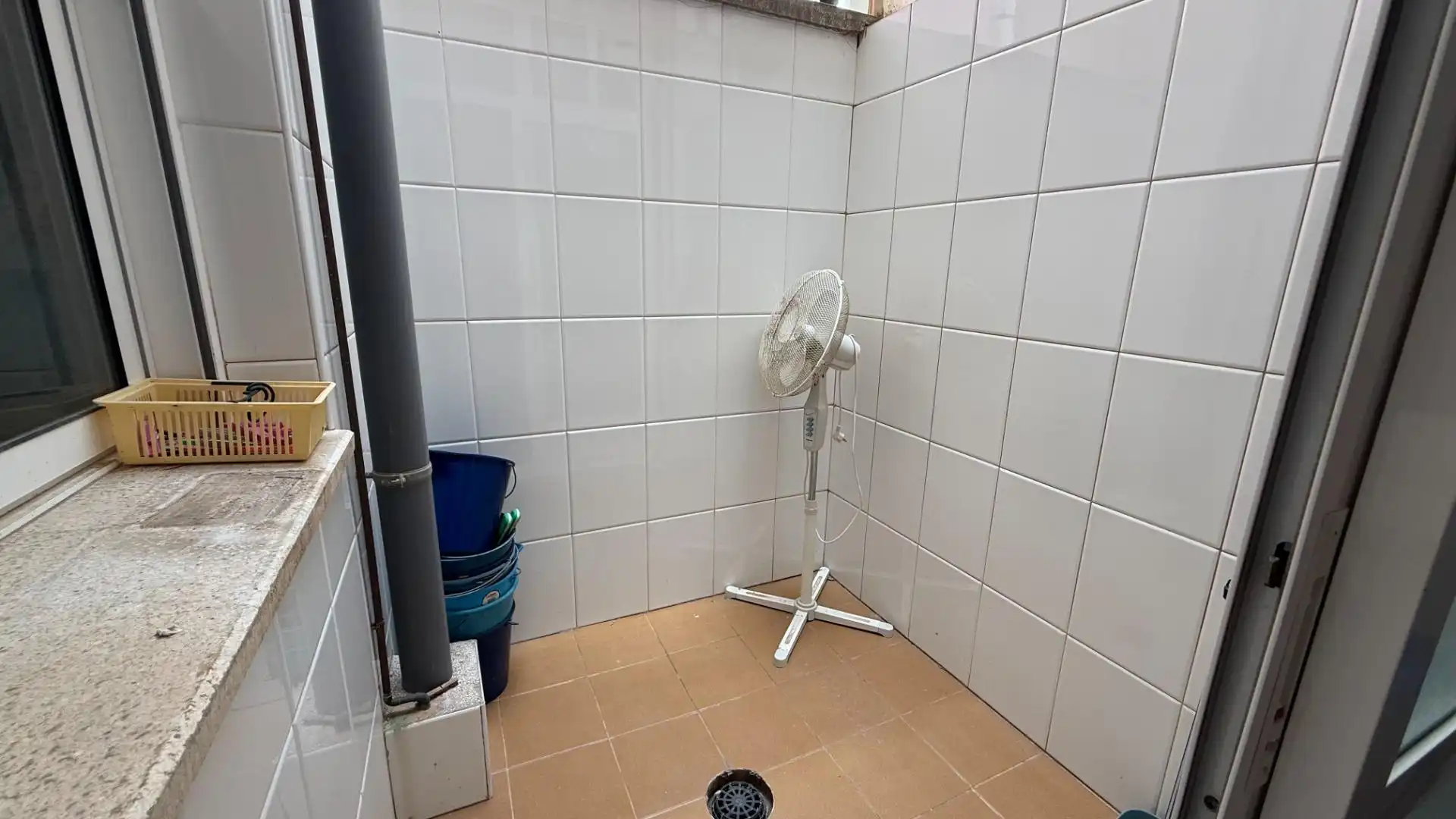 Bathroom of Flat for sale in Águilas  with Air Conditioner, Heating and Terrace