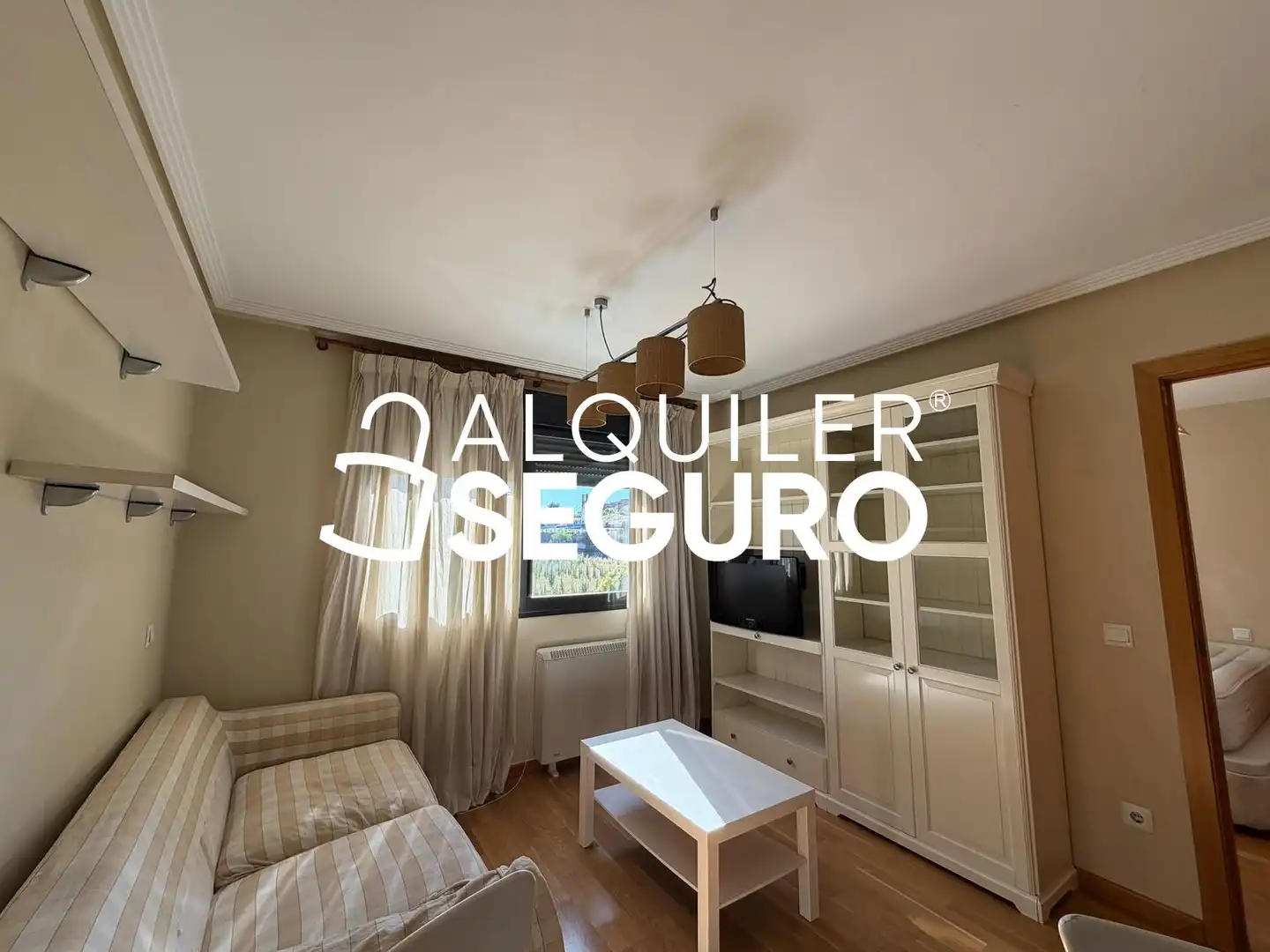 Sala de estar de Piso de alquiler en Madrid con Aire acondicionado, Calefacción y Piscina