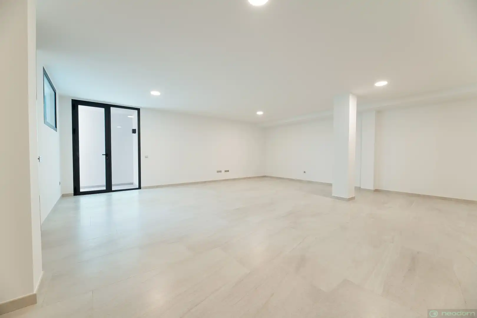 Casa amb terrassa en venda a C. Viena, imagen 13