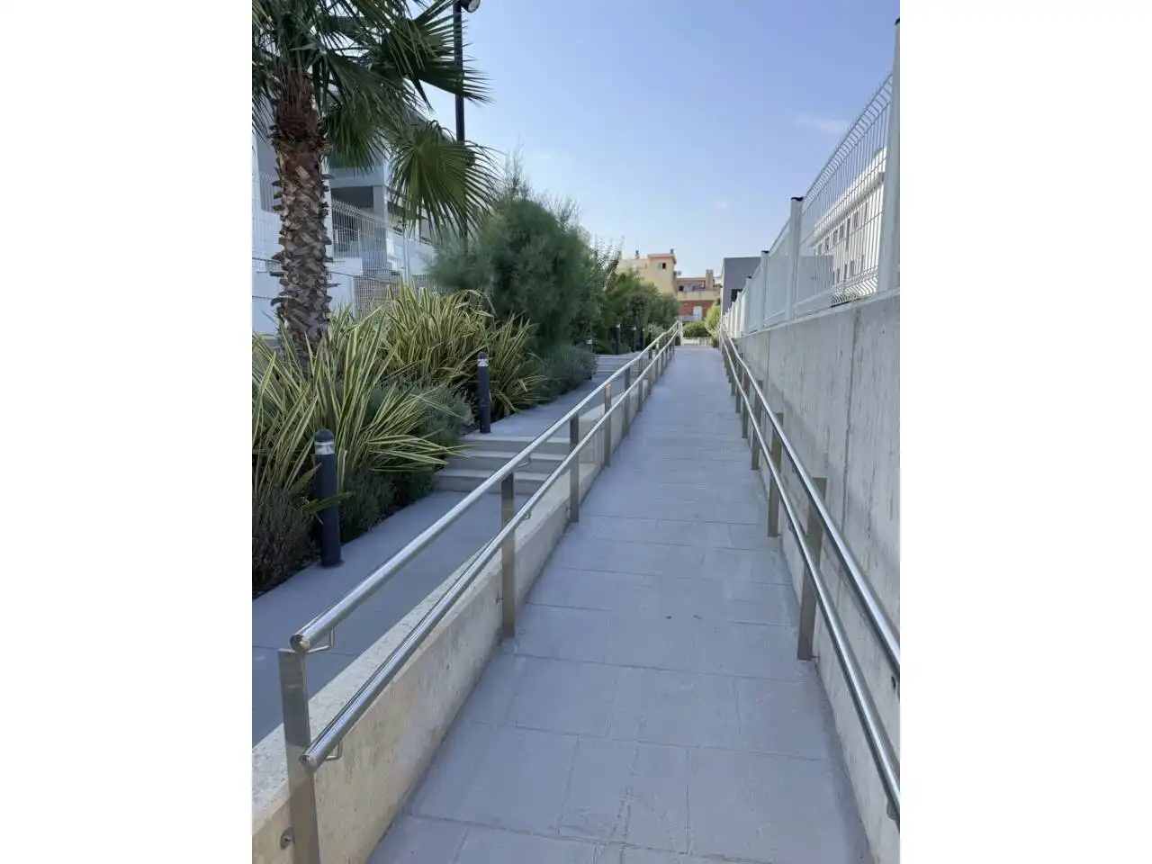 Vista exterior de Piso en venta en Cubelles con Aire acondicionado, Calefacción y Terraza