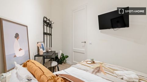 Foto 2 von Wohnung zur Miete in Sant Antoni, Barcelona Capital