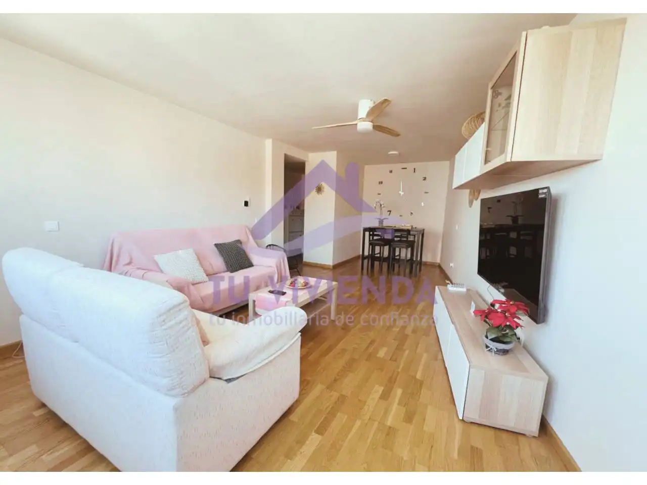 Sala de estar de Piso en venta en Íscar con Trastero