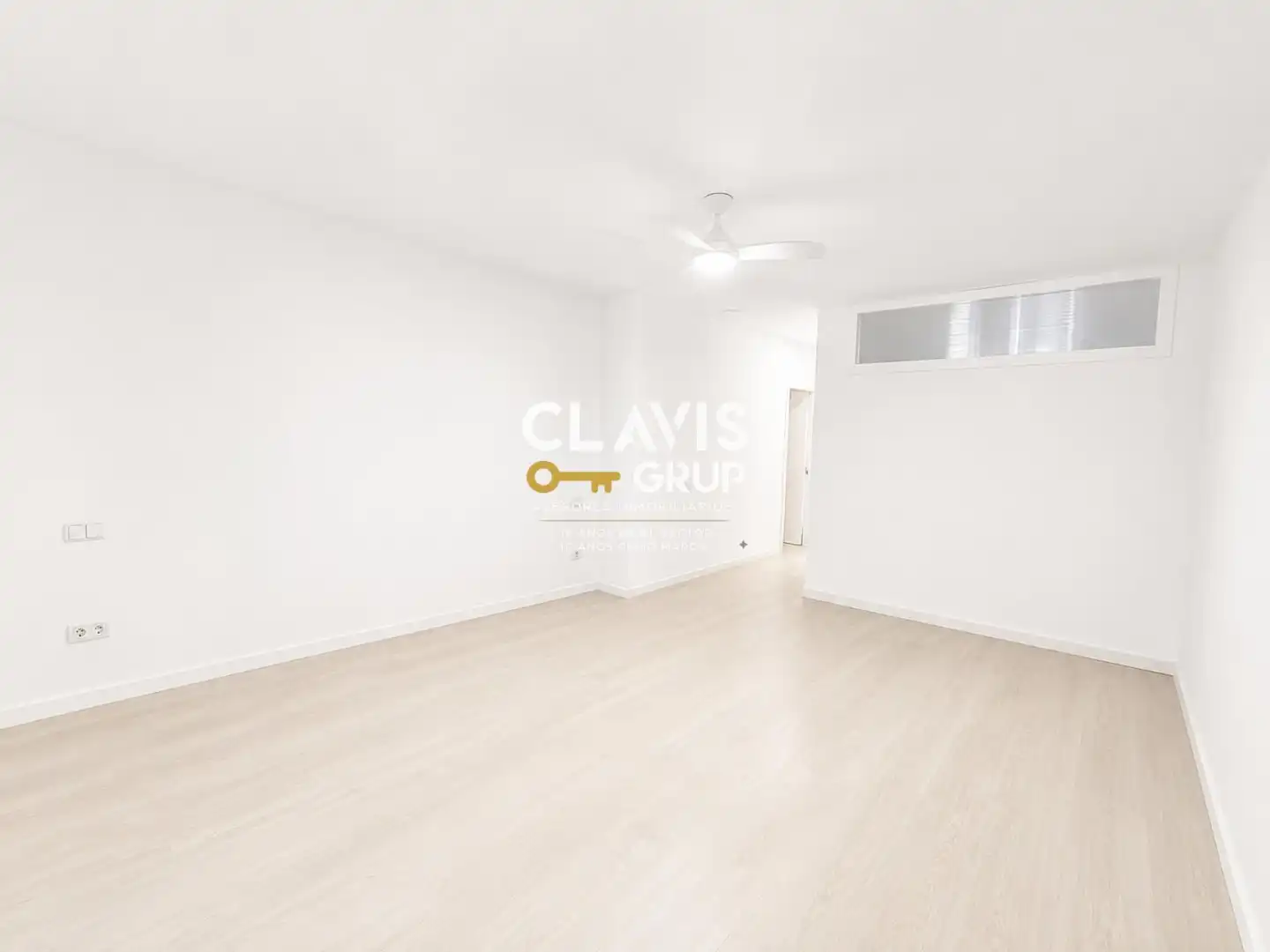 Business premises for sale in Nou Barris, imagen 2