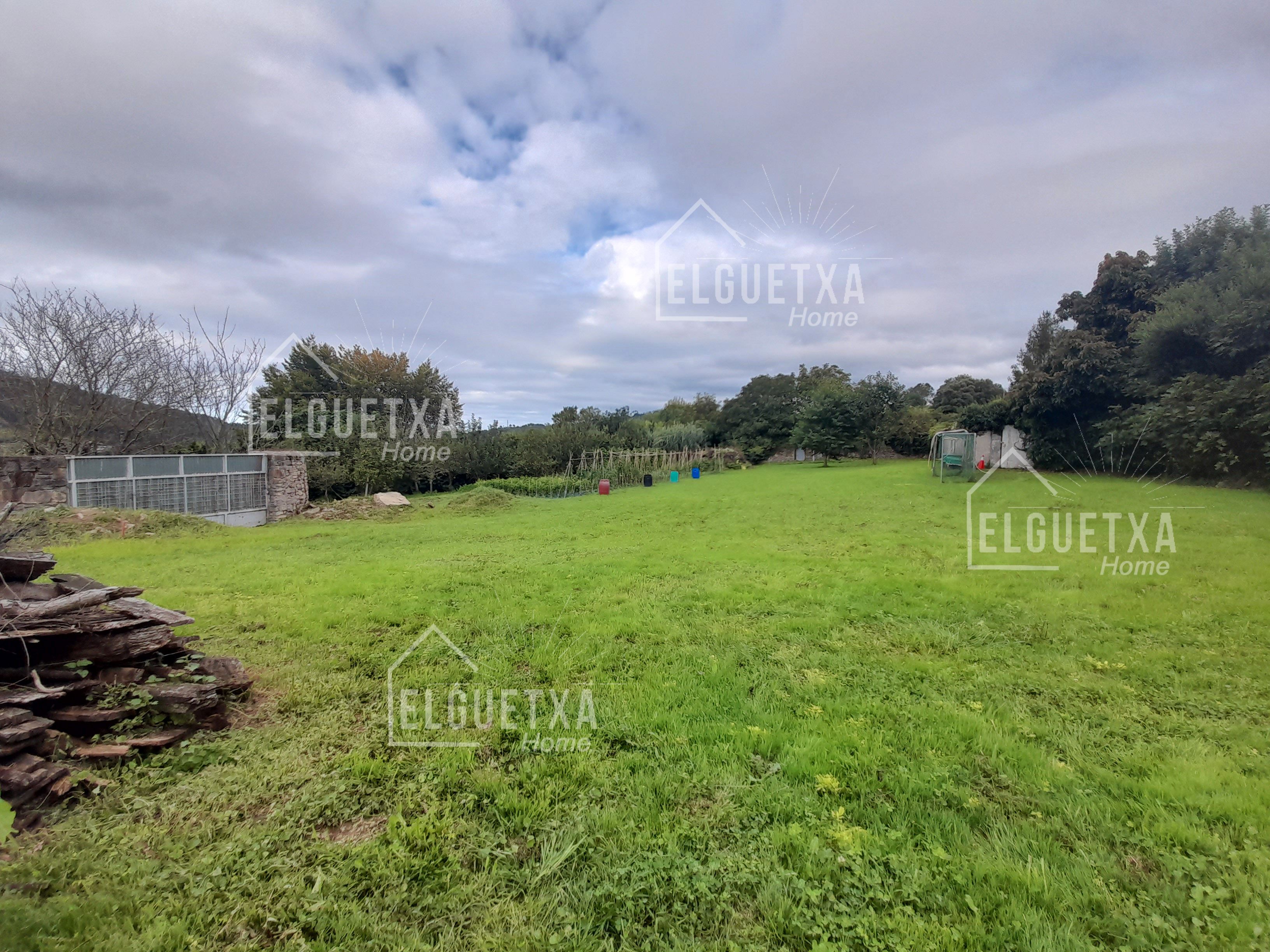 Country house for sale in Lemoiz