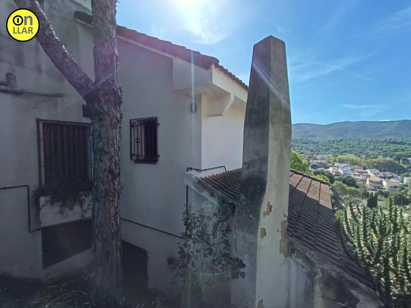 Außenansicht von Haus oder Chalet zum Verkauf in Sant Fost de Campsentelles mit Privatgarten, Terrasse und Abstellraum