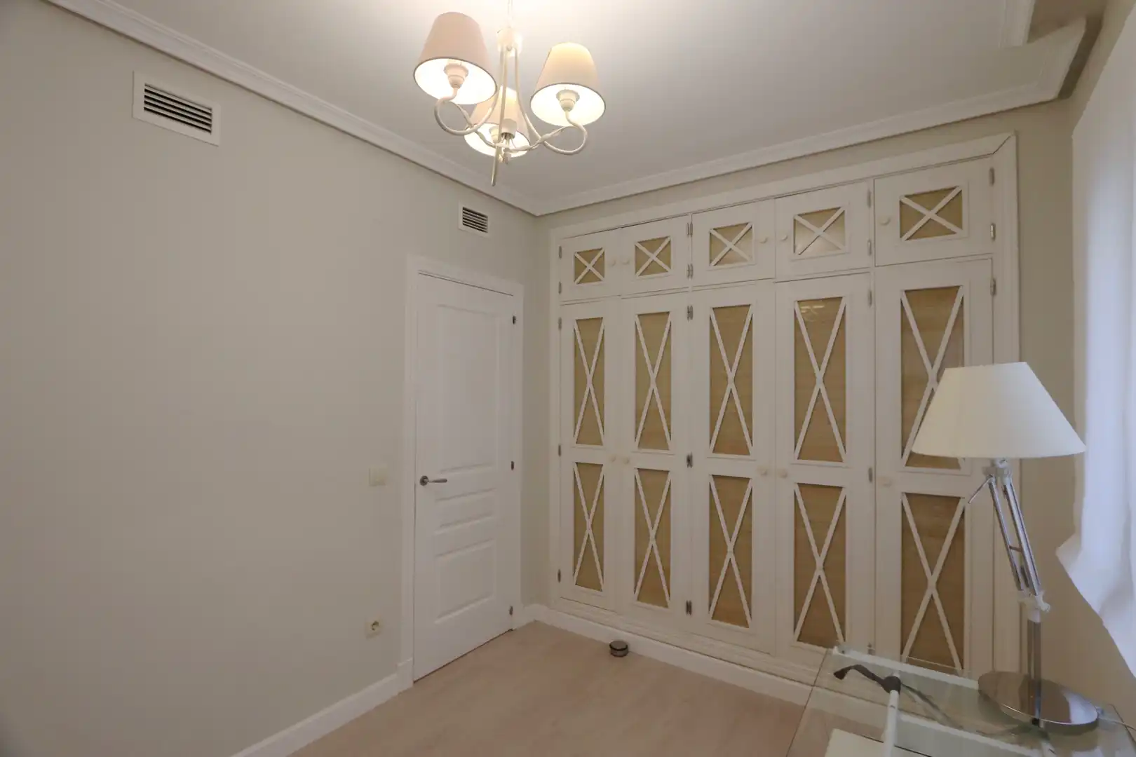 Habitación de Piso de alquiler en Madrid con Aire acondicionado, Calefacción y Parquet