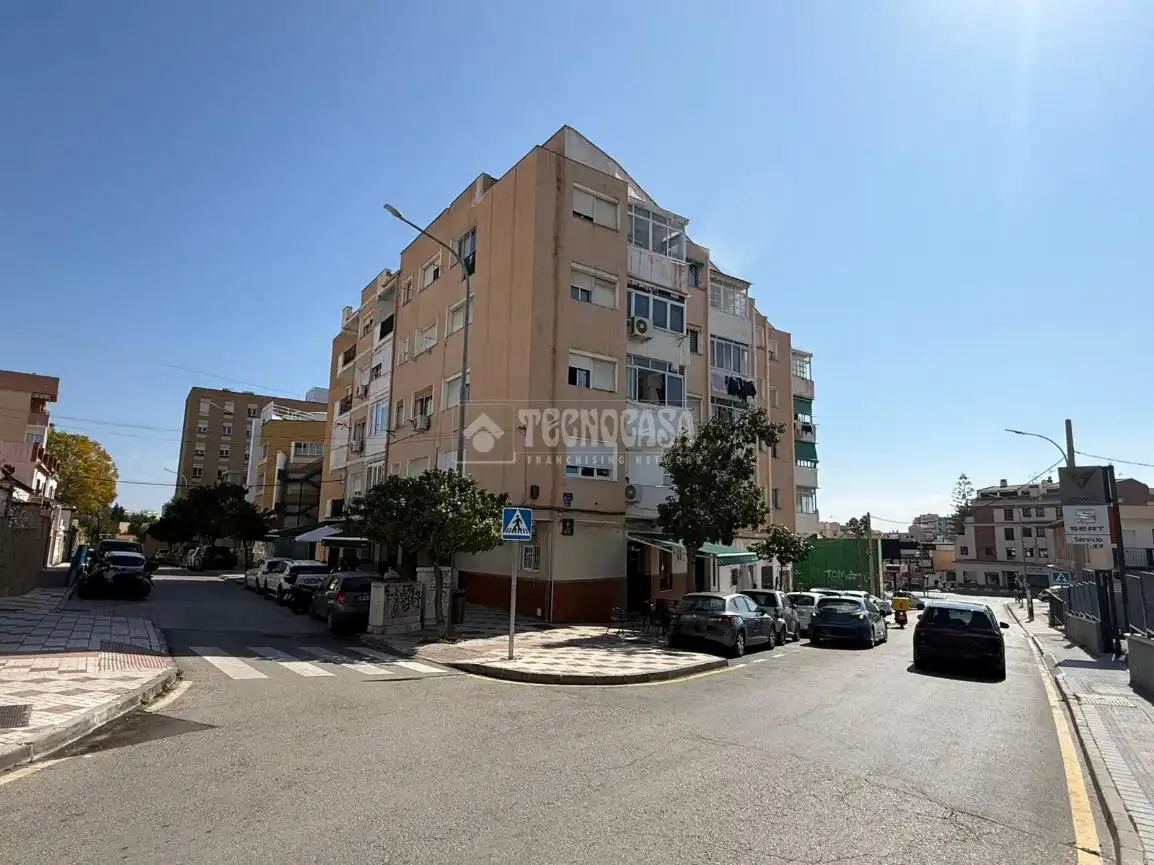 Vista exterior de Pis en venda en Málaga amb Terrassa