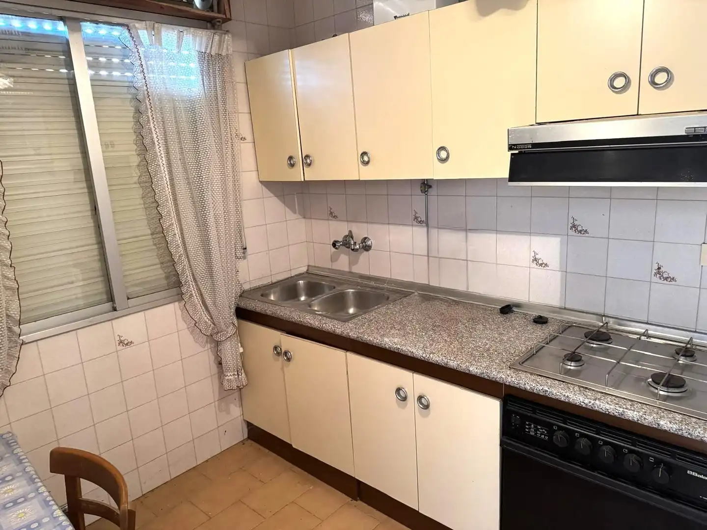 Cuina de Casa adosada en venda en Verín