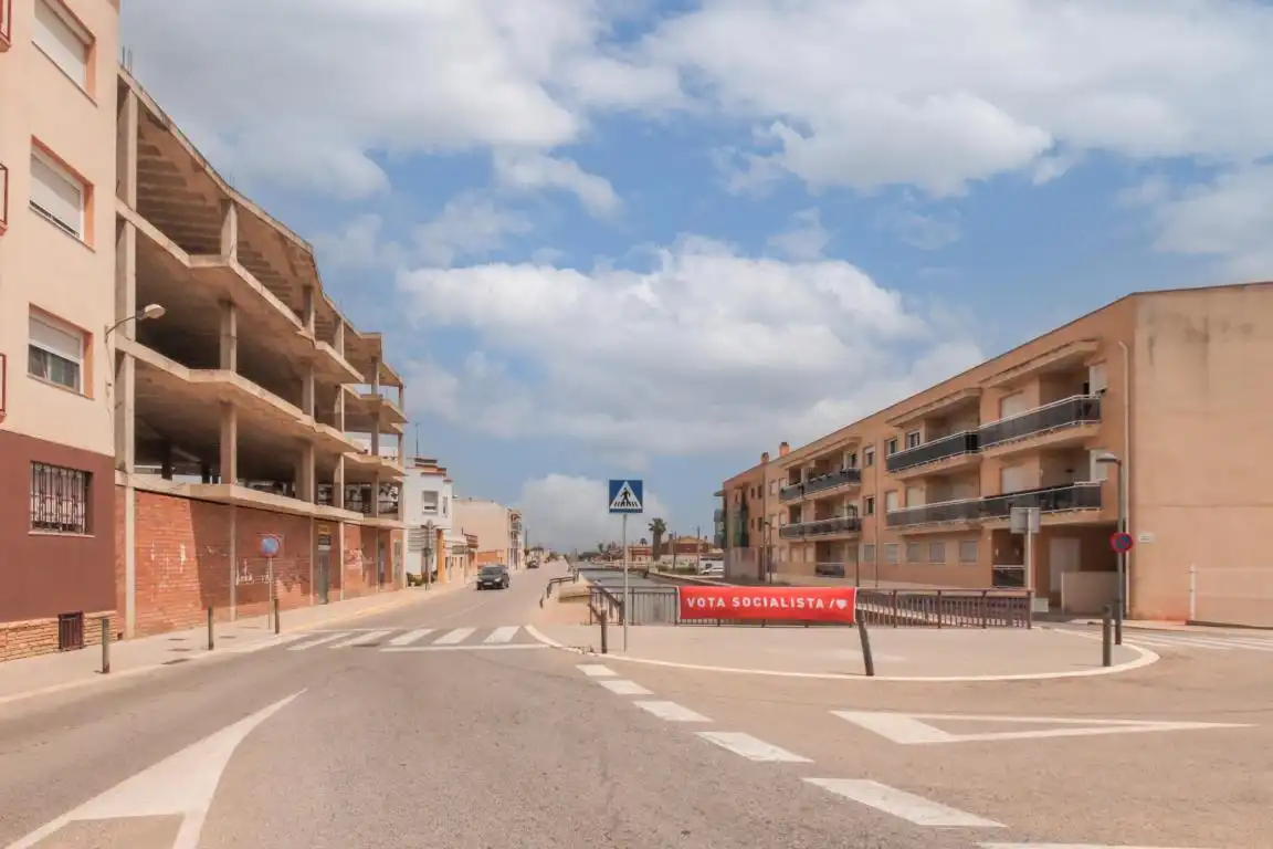 Vista exterior de Edifici en venda en Sant Jaume d'Enveja