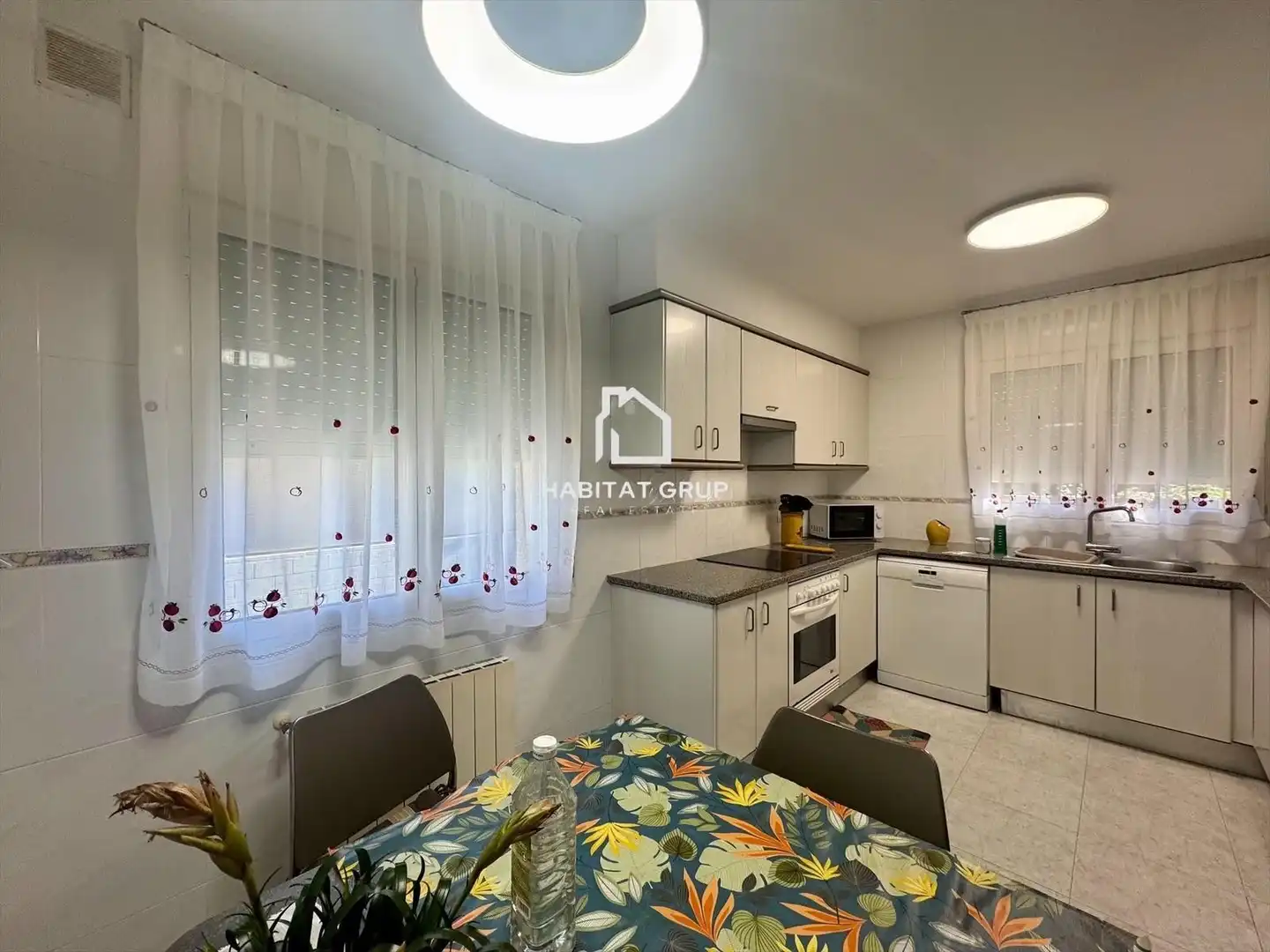 Cocina de Casa adosada en venta en Sant Gregori con Aire acondicionado, Calefacción y Jardín privado